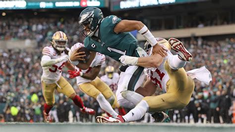 SportsbookWire's NFL Week 13 picks: ML, ATS and O/U.